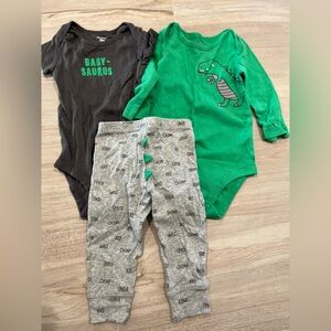 Carter's Baby Dinosaur Bodysuit Trio - Gray, Green, Black Size 9 Months